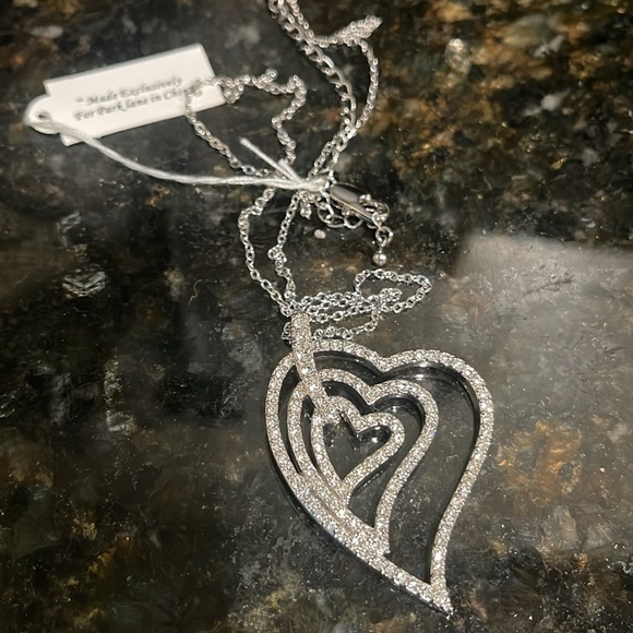 NWT Jewels by Park Lane Triple Heart Genuine CZ Rhodium Plated Necklace - Picture 5 of 5